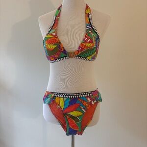 NWOT Trina Turk Swim Two Piece Hipster Bikini Halter style size 4